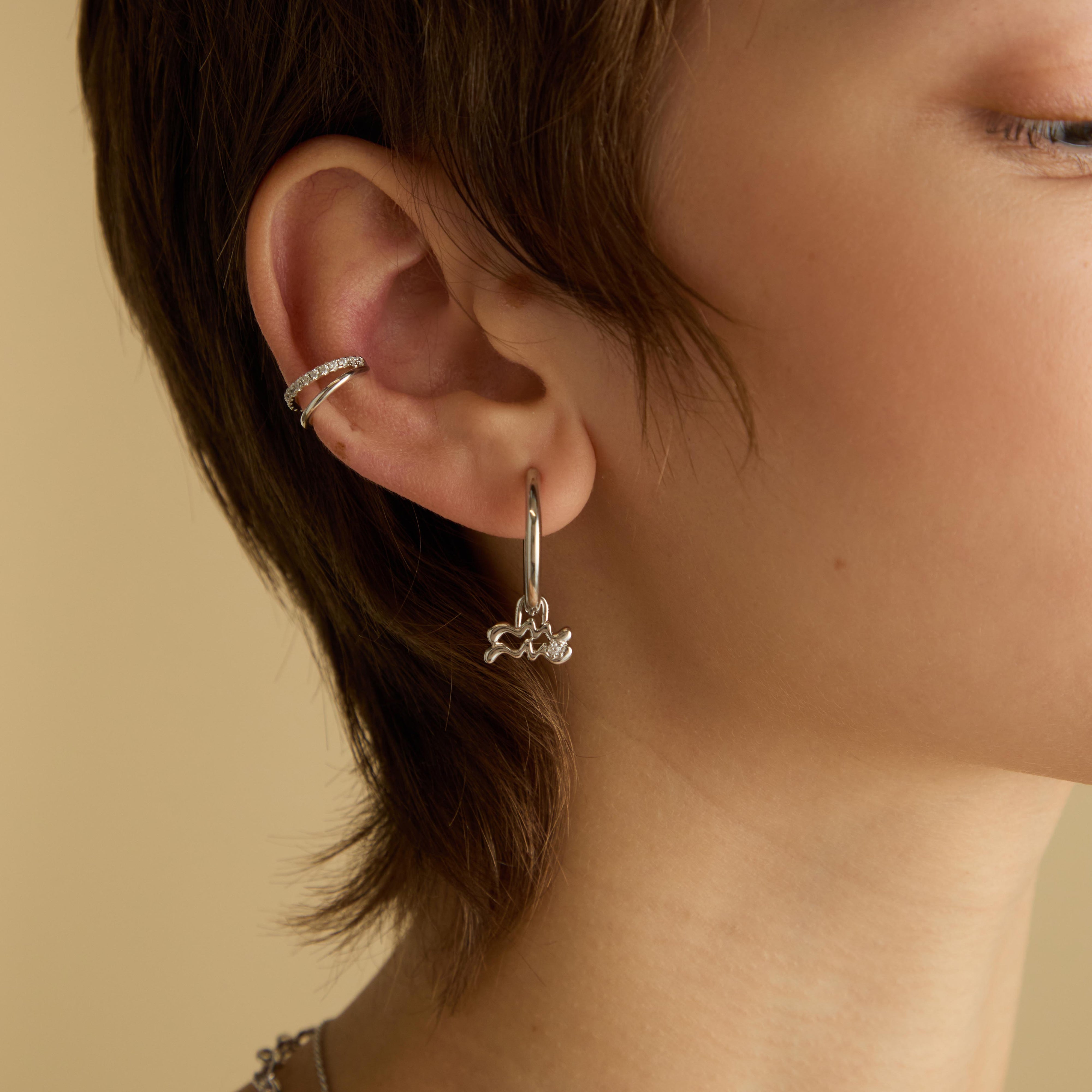 Aquarius Jewellery - Aquarius Zodiac Talisman Charm in Silver - Talisman Charm - Astrid & Miyu