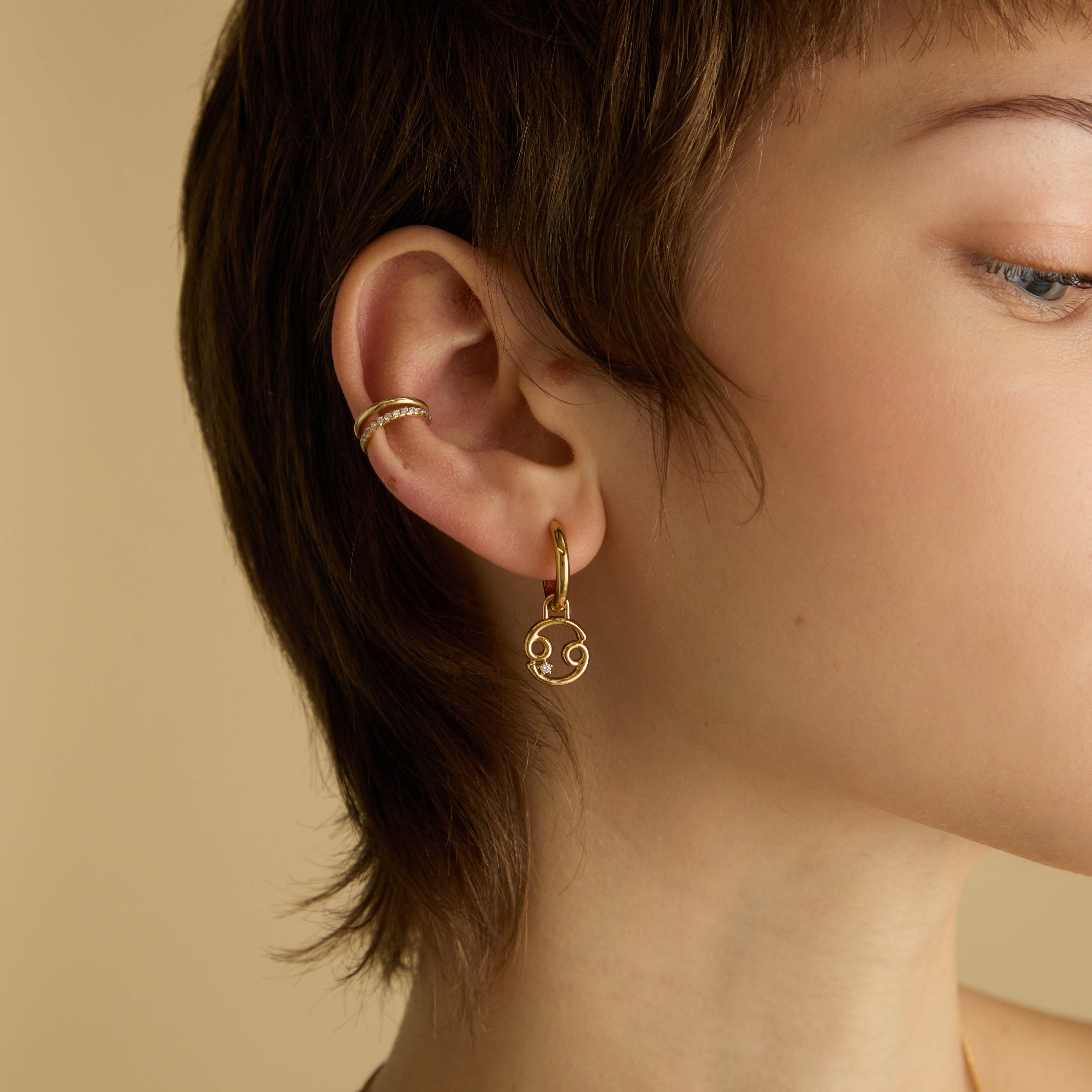 18k Gold Plated Jewellery - Cancer Zodiac Talisman Charm in Gold - Talisman Charm - Astrid & Miyu