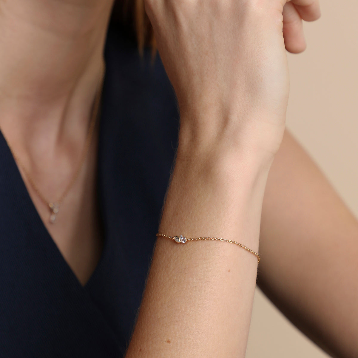 Crystal Cluster Pendant Bracelet in Gold-Astrid & Miyu