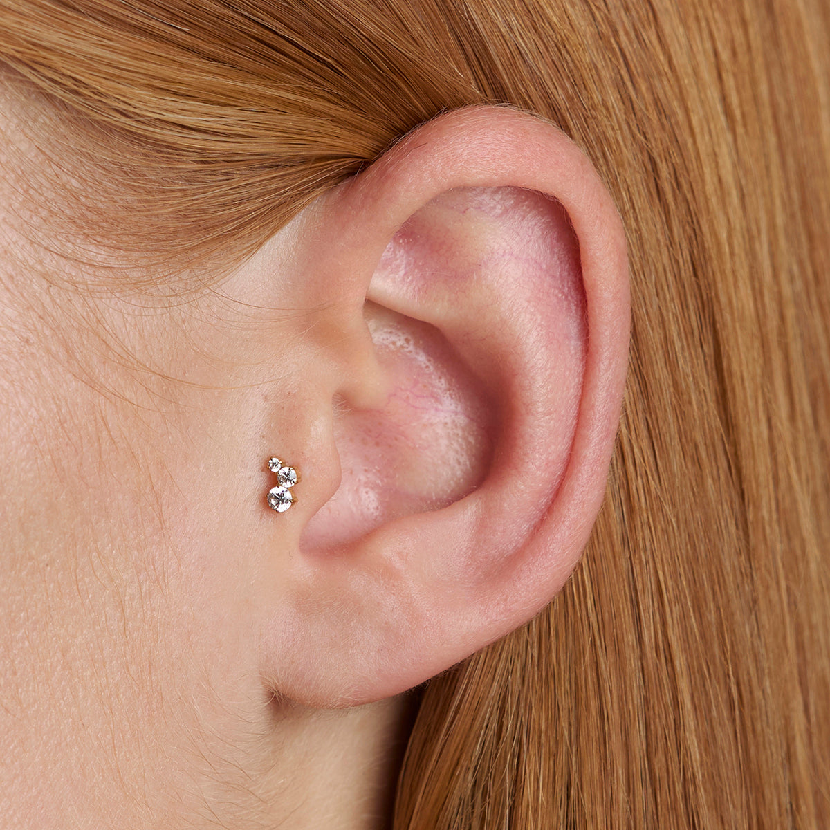 AM25-AD24-TI-CLU-G_2-Astrid & Miyu