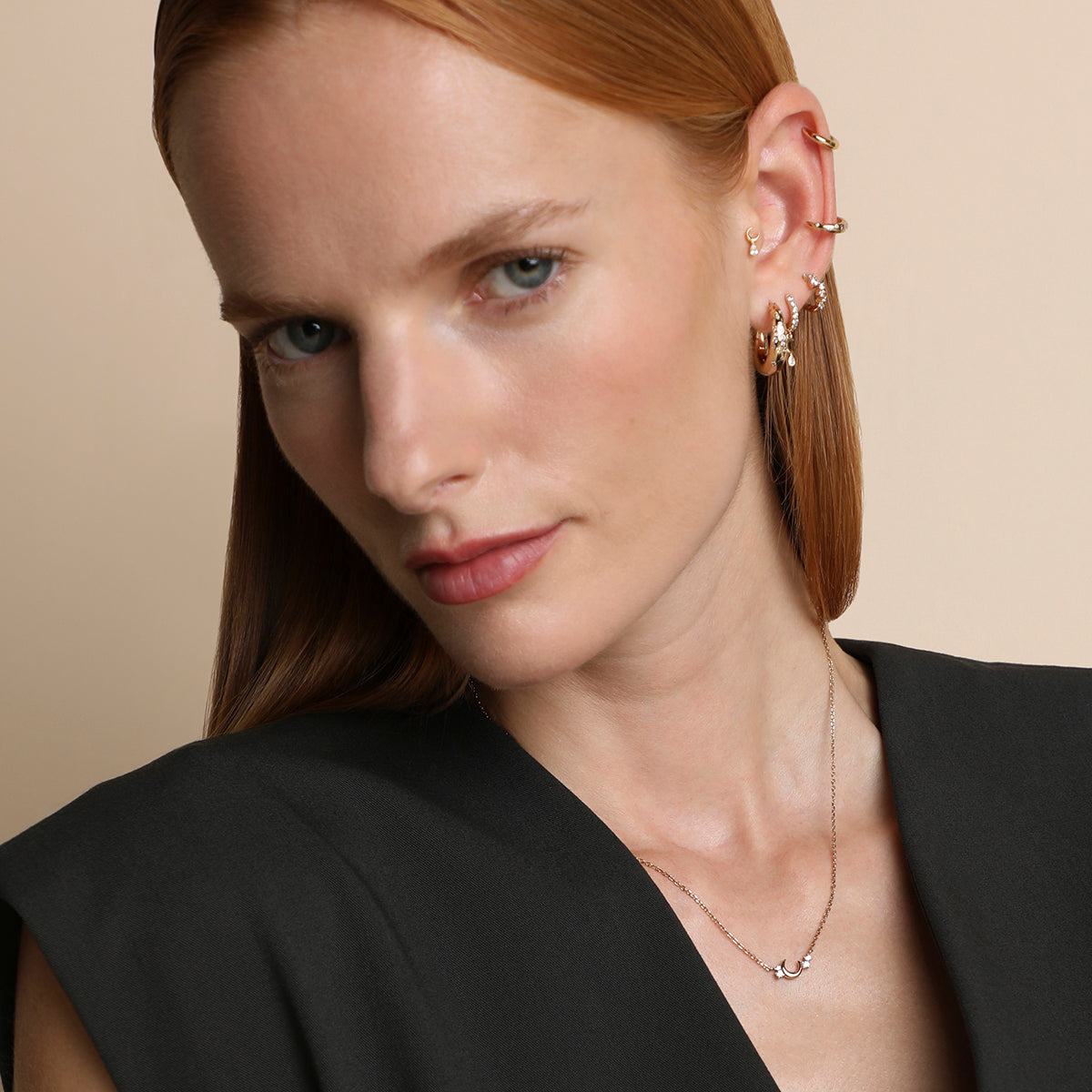 AM25-AD24-TI-MO-G_4-Astrid & Miyu