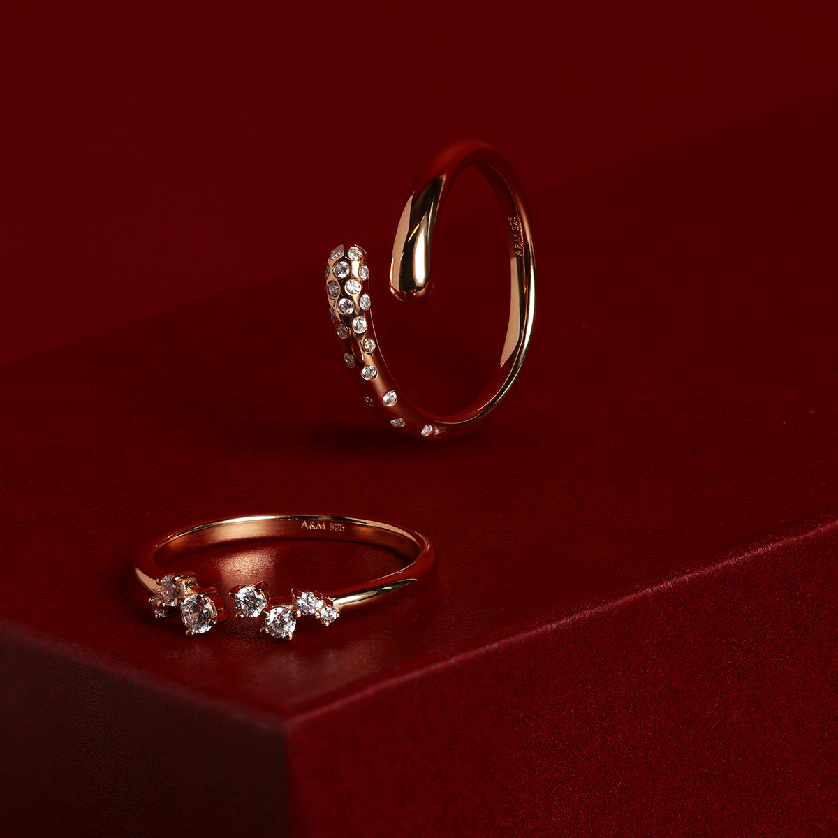 24 Day Advent Calendar in Gold-Astrid & Miyu