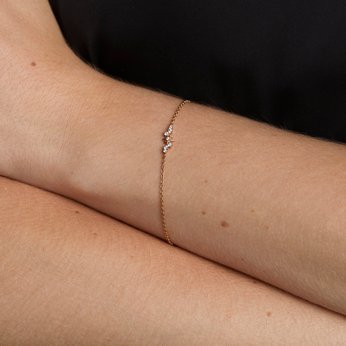 Star Cluster Charm Bracelet in Gold-Astrid & Miyu