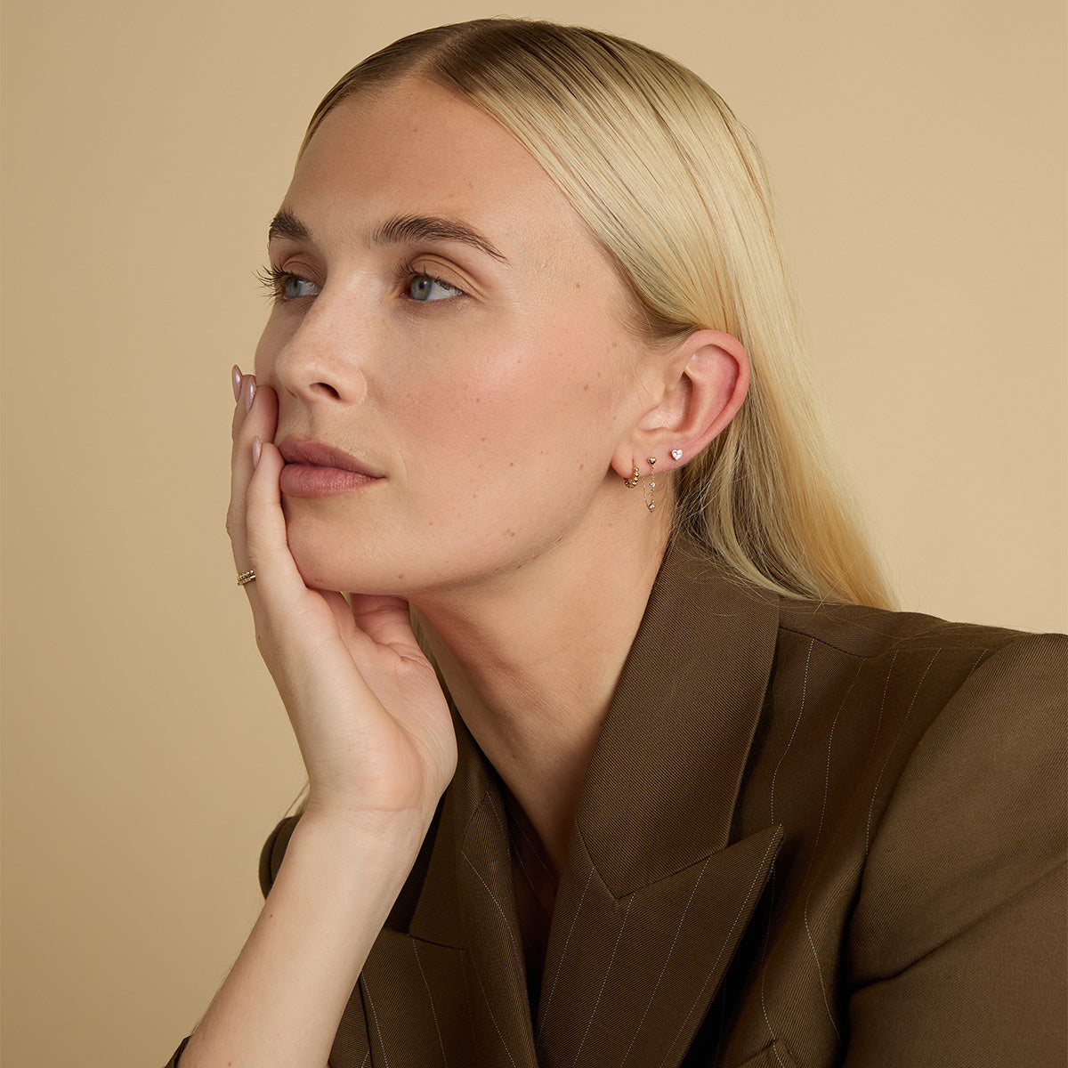 Flat Back Labret Studs - White Topaz Heart Piercing Stud in Solid Gold - Piercing Studs - Astrid & Miyu