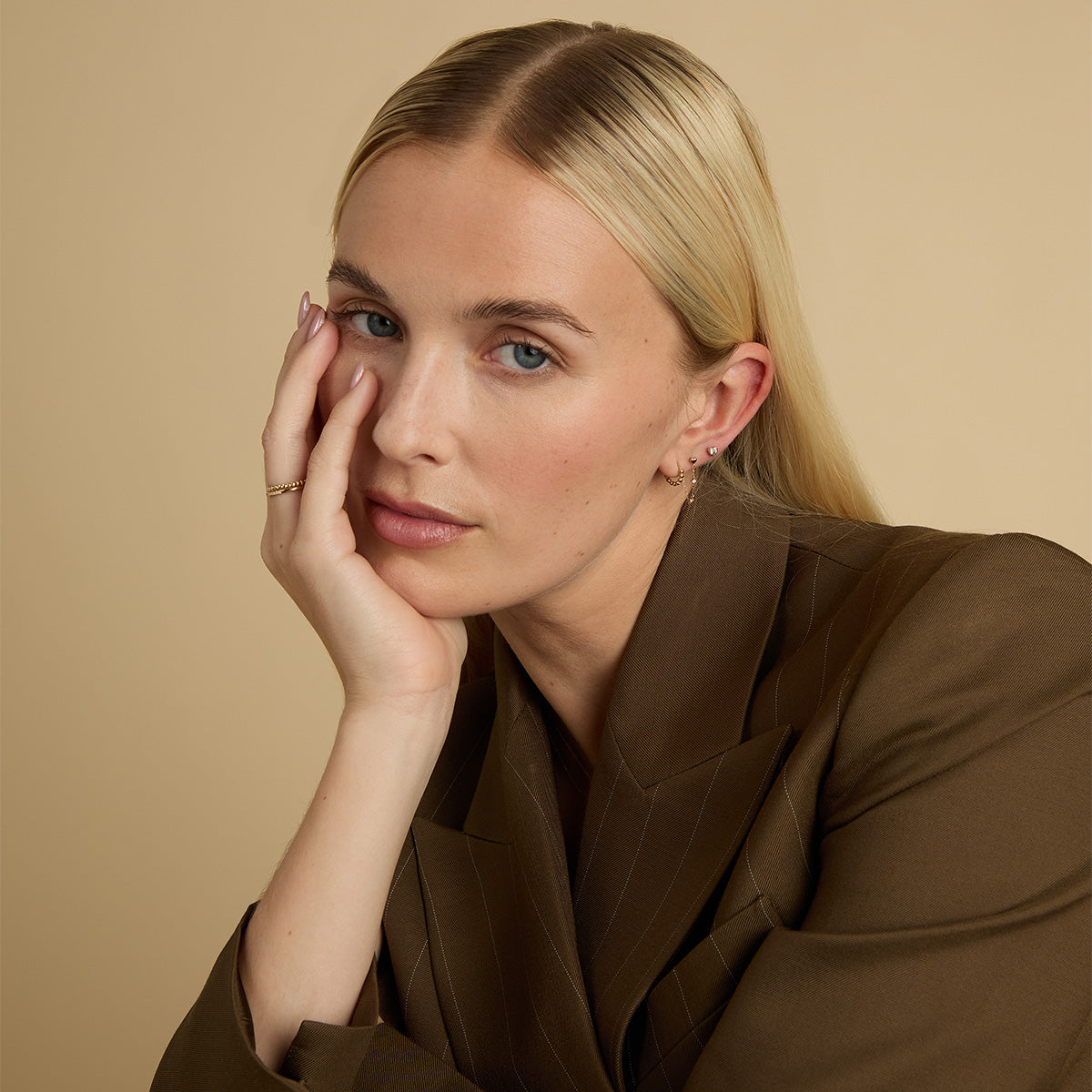 Flat Back Labret Studs - White Topaz Heart Piercing Stud in Solid Gold - Piercing Studs - Astrid & Miyu