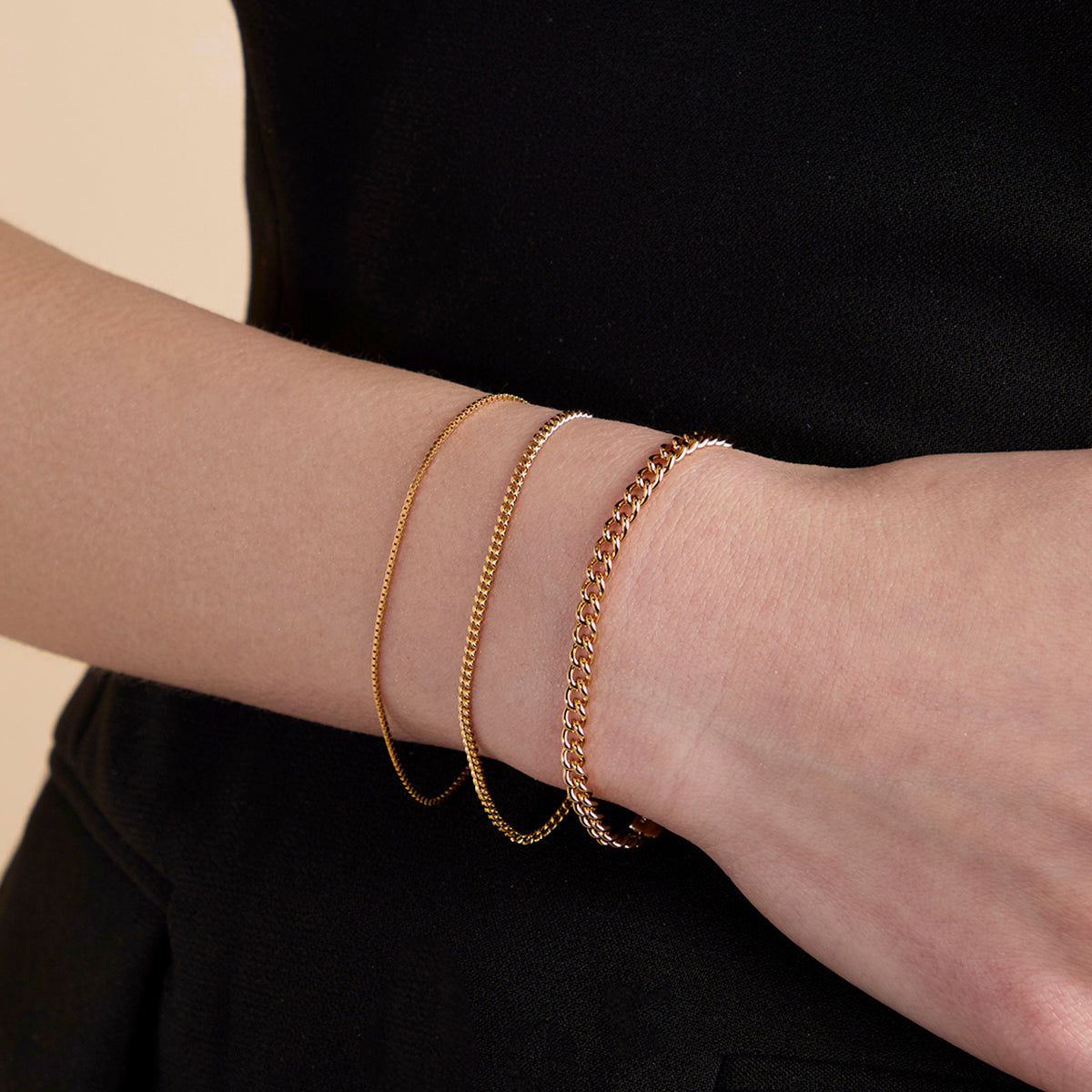 Bold Essential Curb Chain Bracelet in Gold-Astrid & Miyu