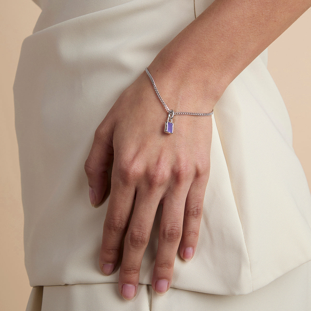 Essential Curb Chain Bracelet in Silver-Astrid & Miyu