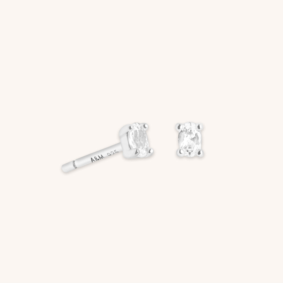 Earrings - Oval Crystal Stud Earrings in Silver - Stud Earrings - Astrid & Miyu