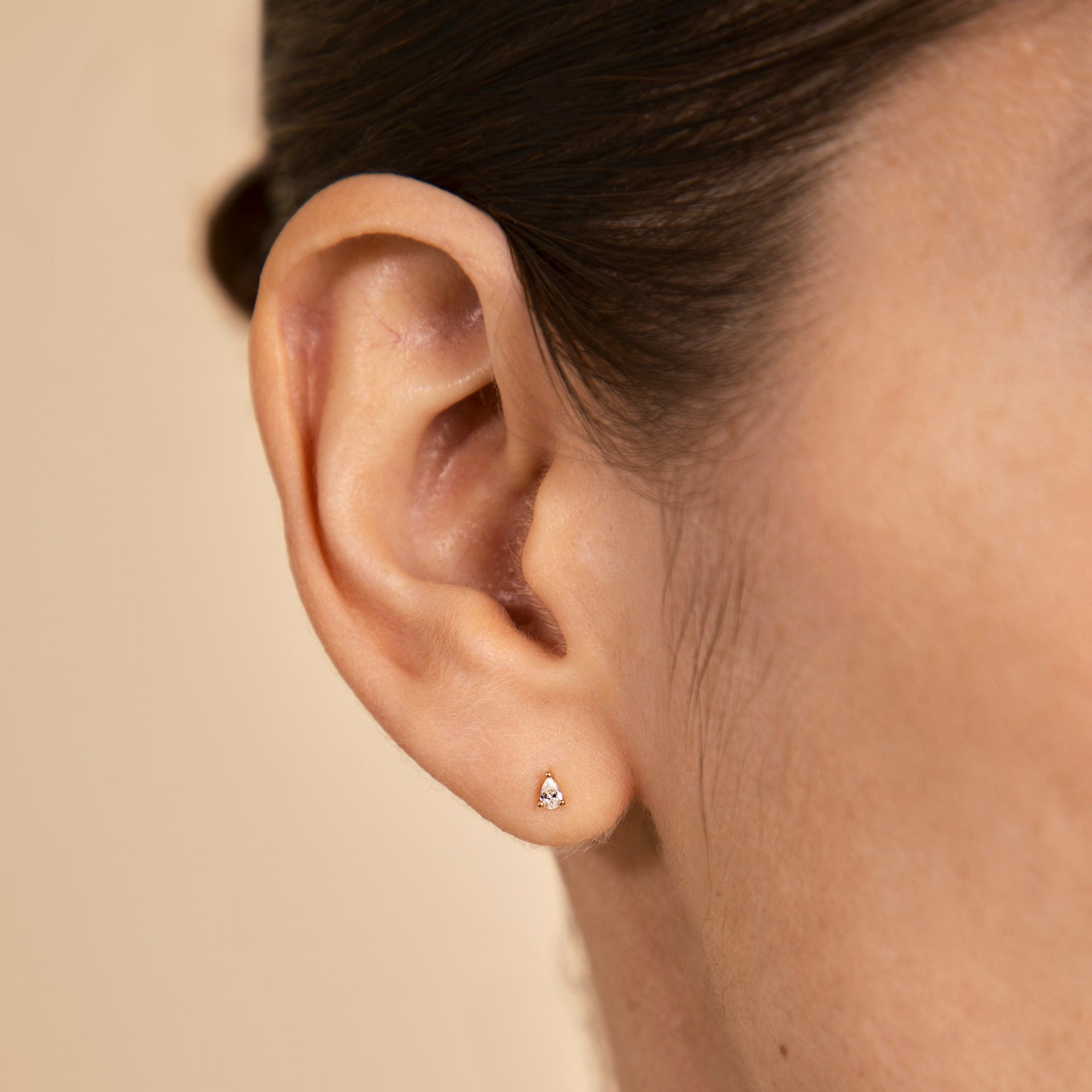 18k Gold Plated Jewellery - Pear Crystal Stud Earrings in Gold - Stud Earrings - Astrid & Miyu