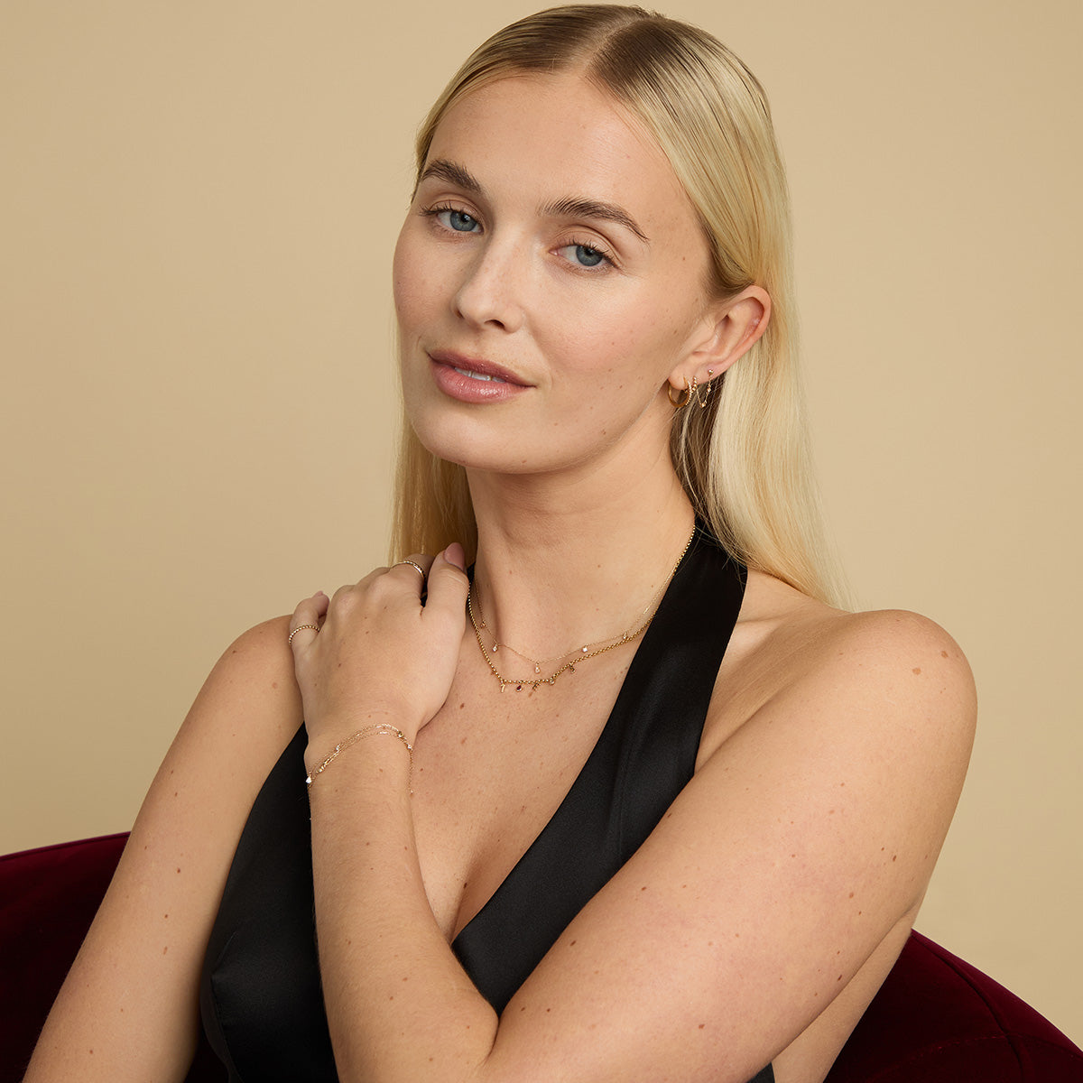 Earrings - Heart Topaz Chain Studs in Solid Gold - Stud Earrings - Astrid & Miyu