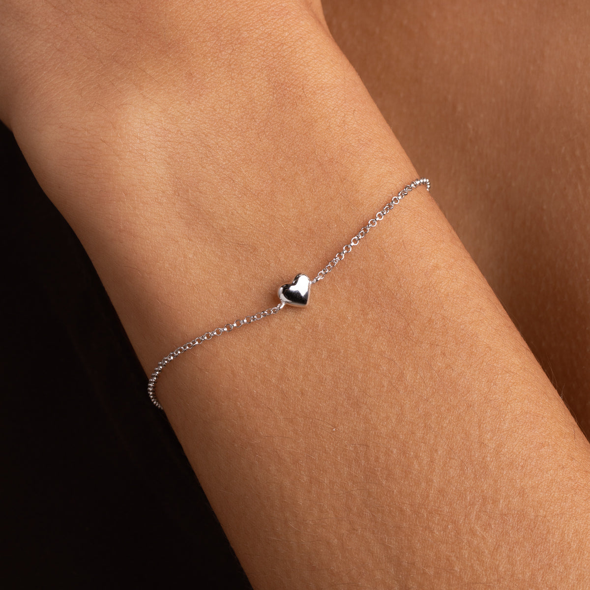 Bracelets - Love Heart Charm Bracelet in Silver - Charm Bracelets - Astrid & Miyu