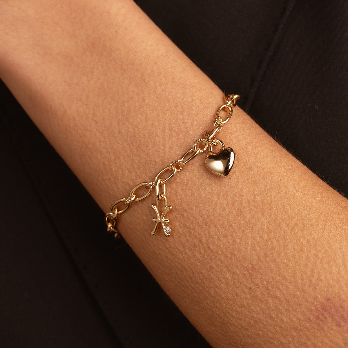 18k Gold Plated Jewellery - Love Heart Talisman Charm in Gold - Talisman Charm - Astrid & Miyu