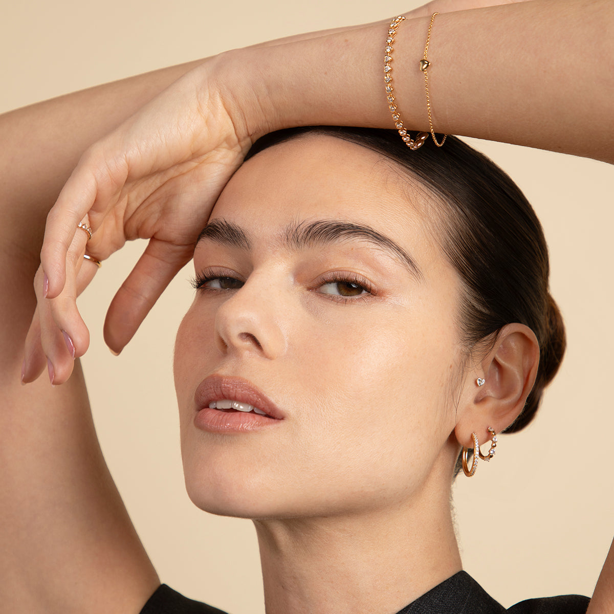 18k Gold Plated Jewellery - Heart Bezel Tennis Bracelet in Gold - Chain Bracelet - Astrid & Miyu