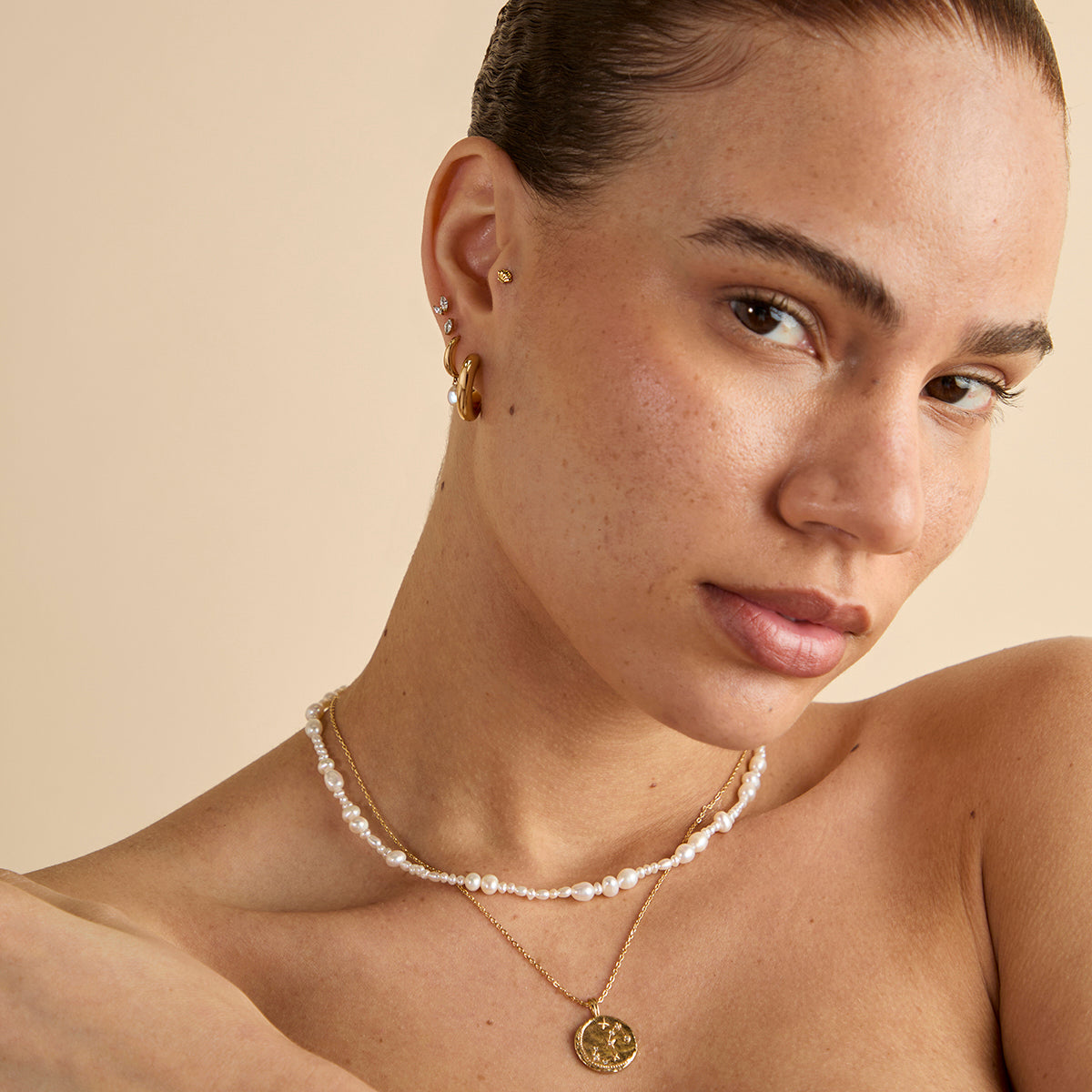 Shell Titanium Piercing Stud in Gold-Astrid & Miyu