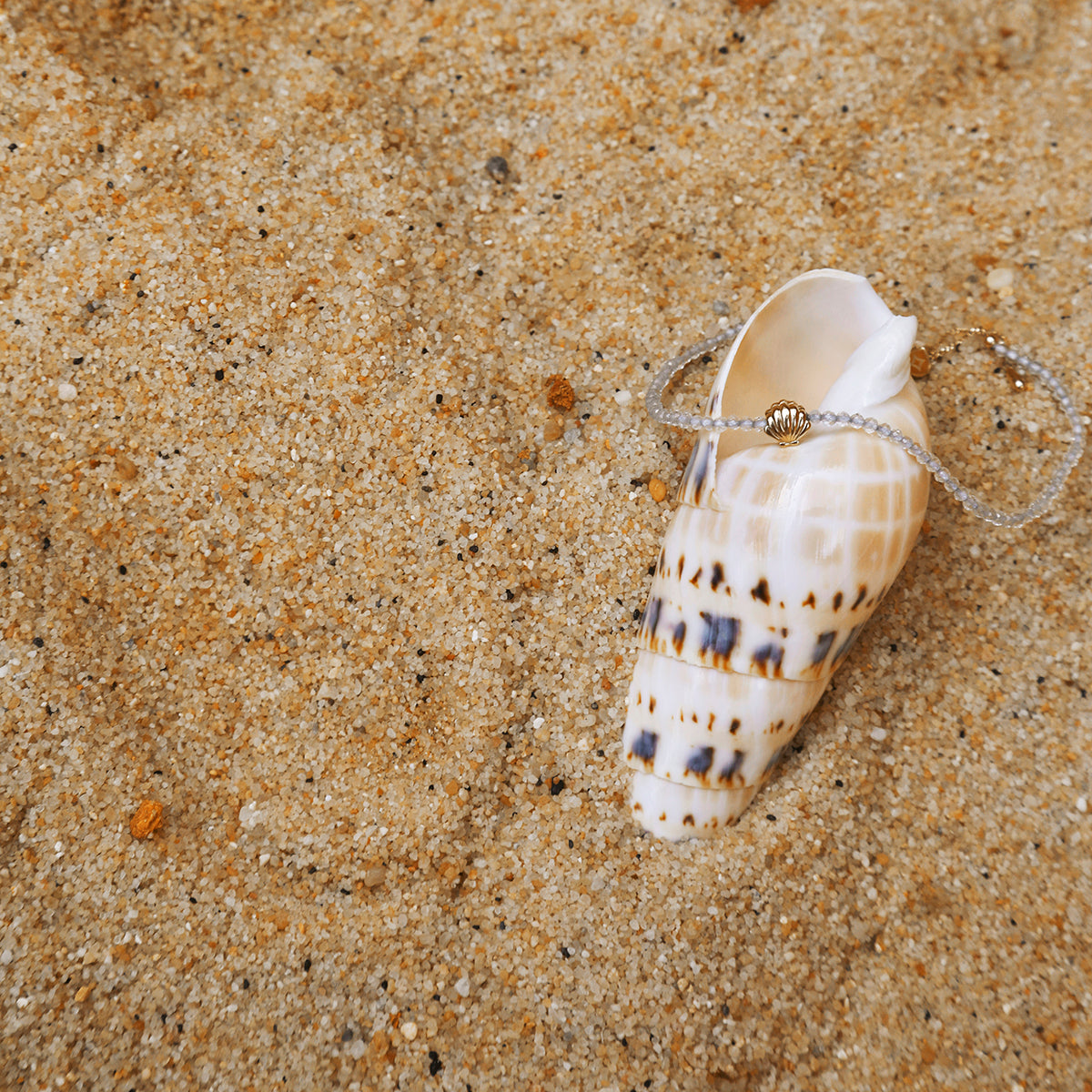 Topaz April Beaded Bracelet in Solid Gold-Astrid & Miyu