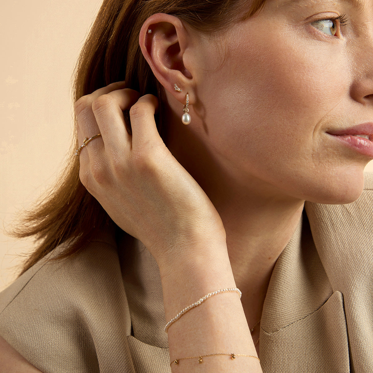 Pearl Beaded Bracelet-Astrid & Miyu