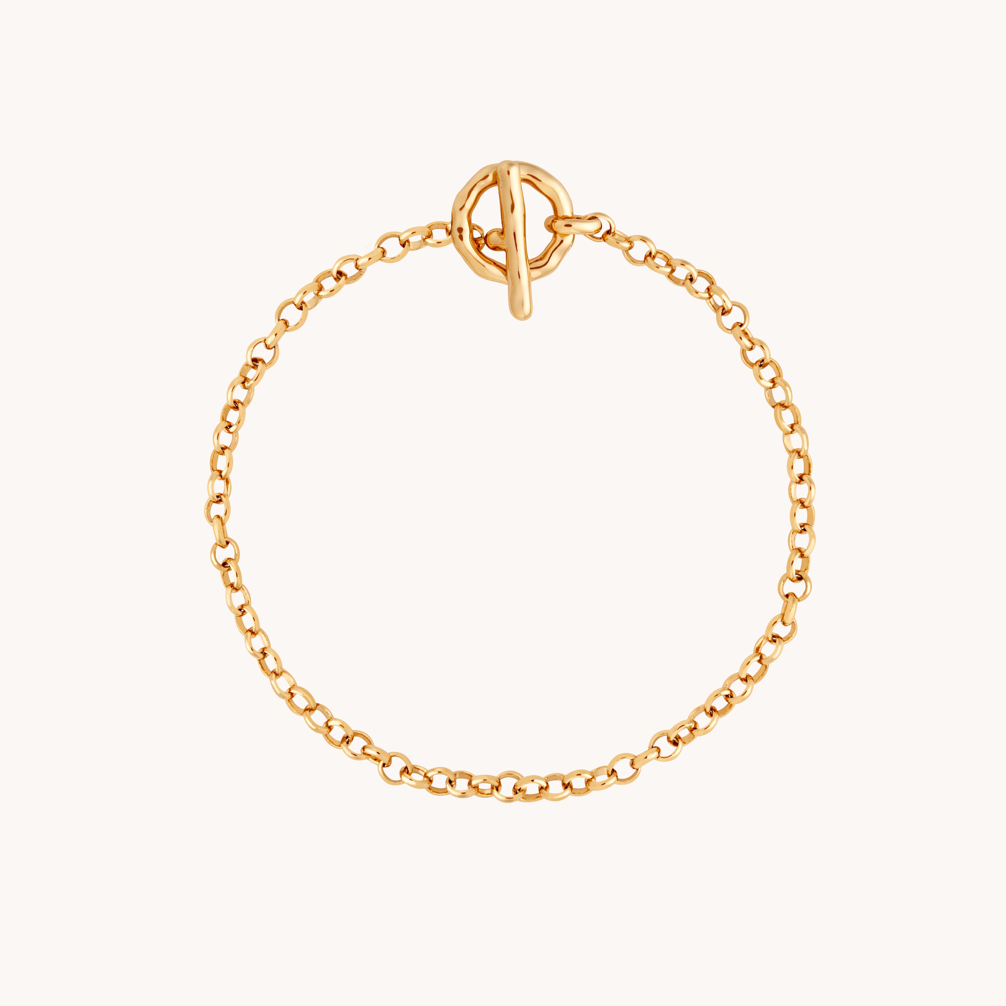 T-Bar Chain Bracelet in Gold-Astrid & Miyu
