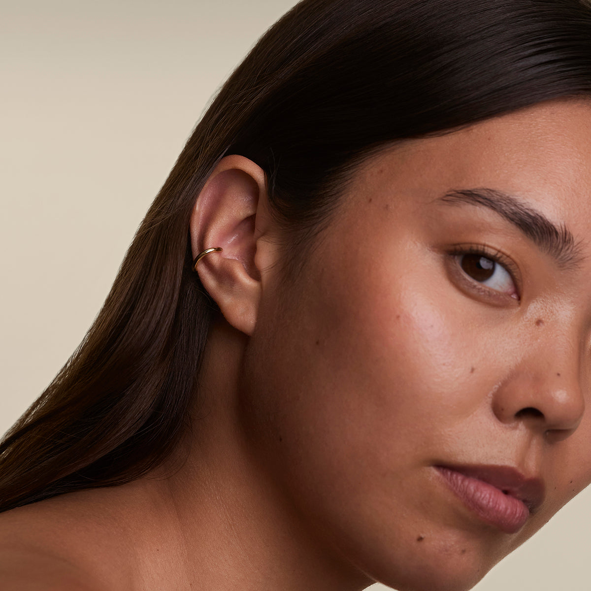 Wave Ear Cuff in Gold-Astrid & Miyu