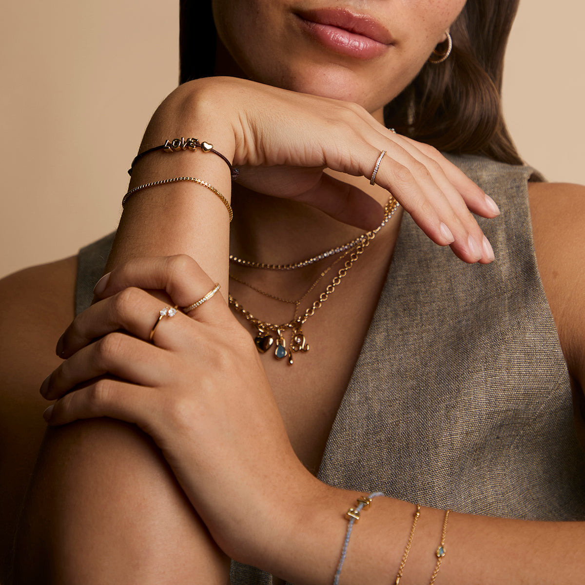 Story Strand Bracelet in Brown-Astrid & Miyu