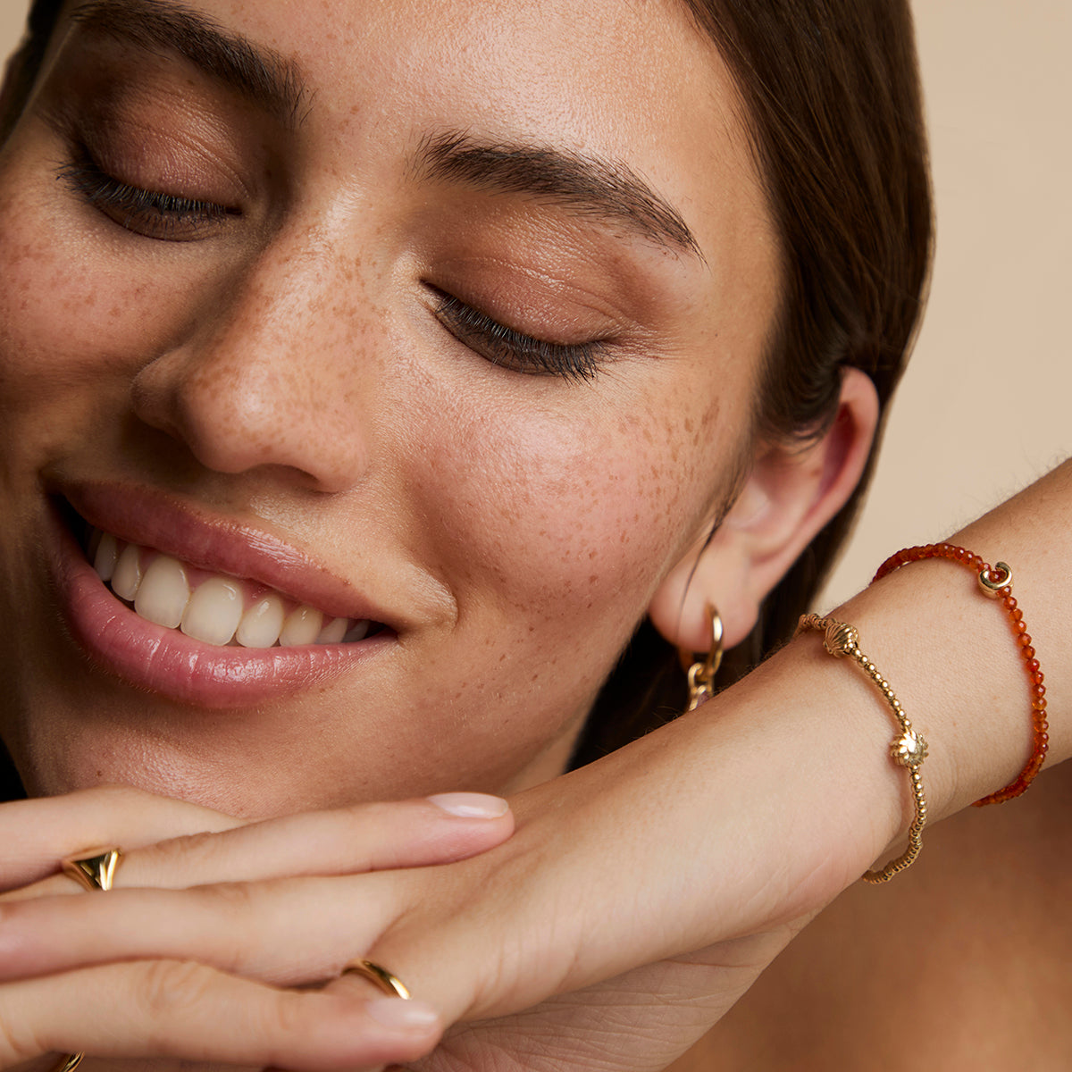 C Initial Click Charm in Solid Gold-Astrid & Miyu