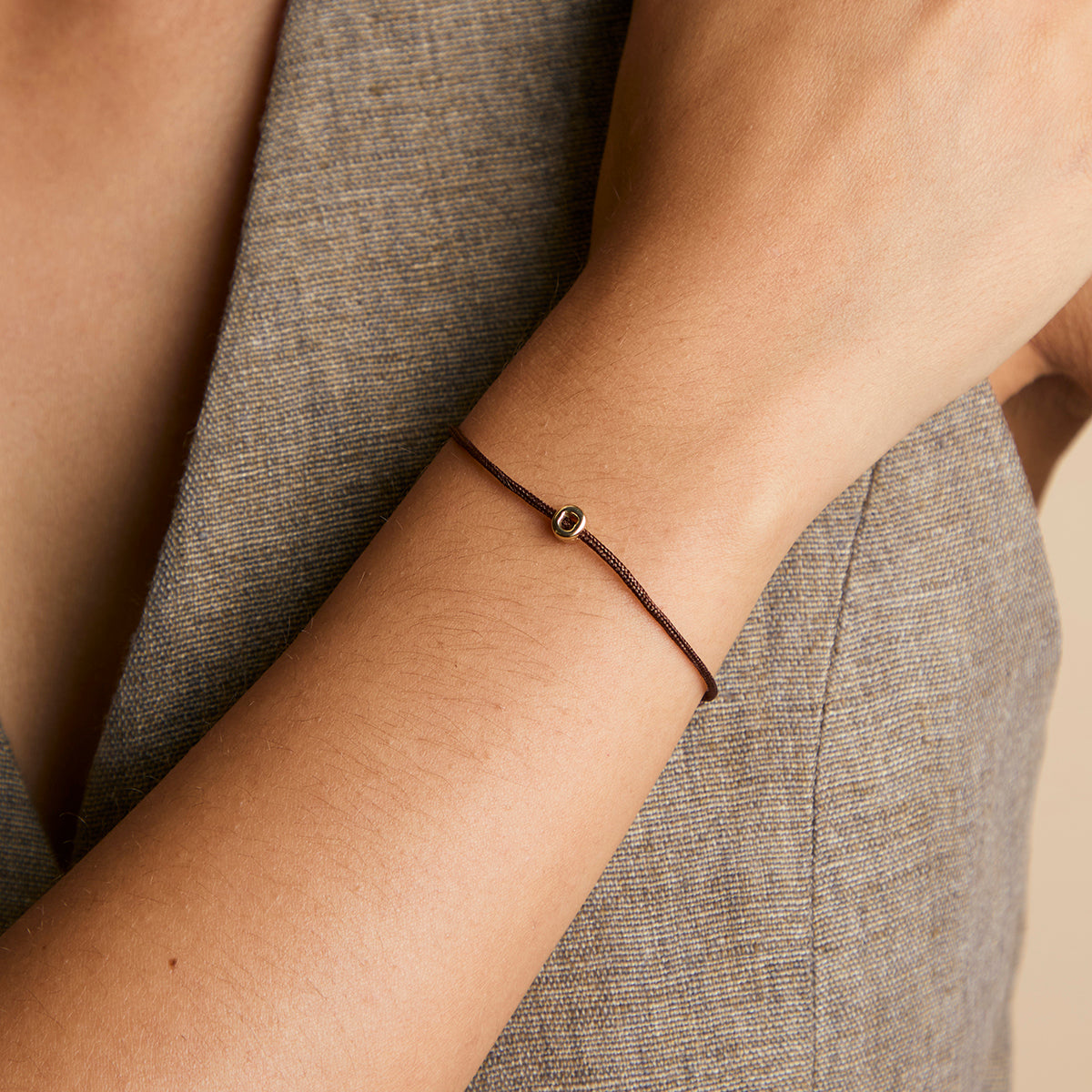 O Initial Click Charm in Solid Gold-Astrid & Miyu