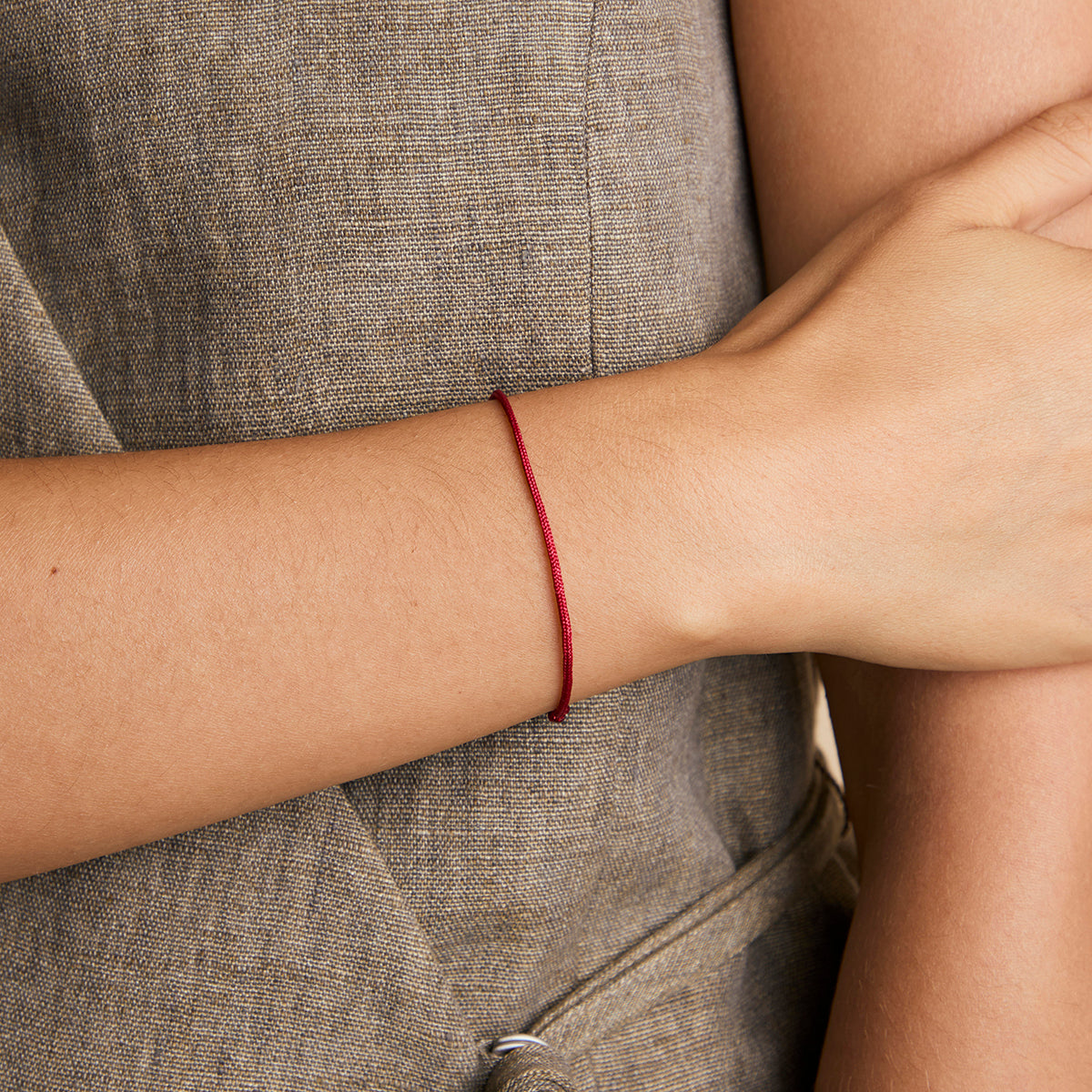 Story Strand Bracelet in Red-Astrid & Miyu