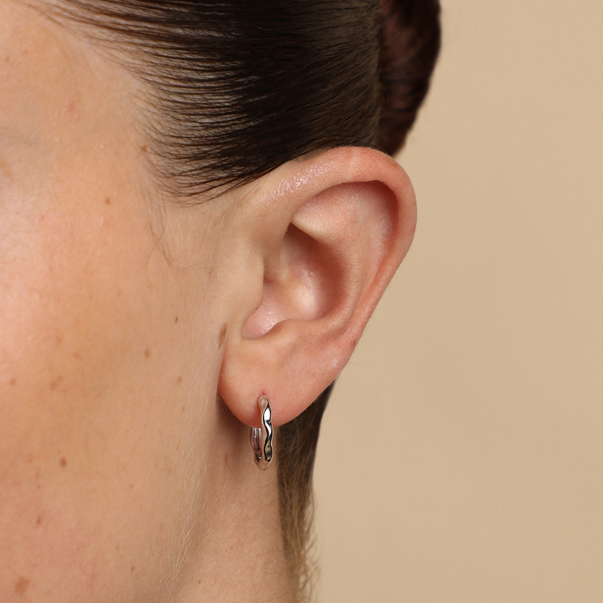 Molten Hoops in Solid White Gold-Astrid & Miyu