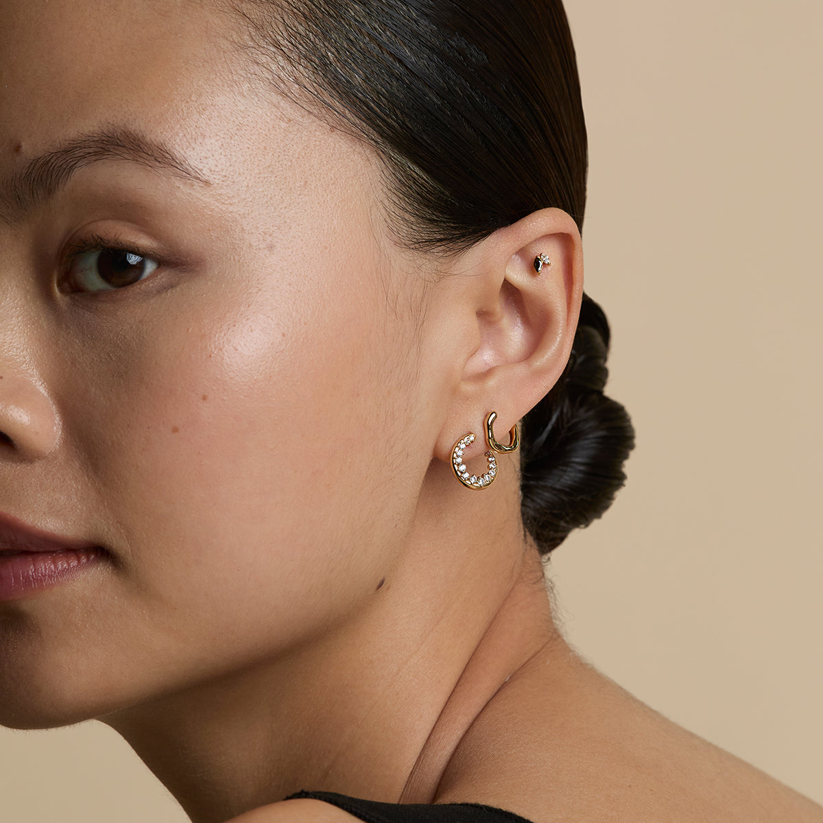 Black Crystal Double Marquise Titanium Piercing Stud in Gold-Astrid & Miyu
