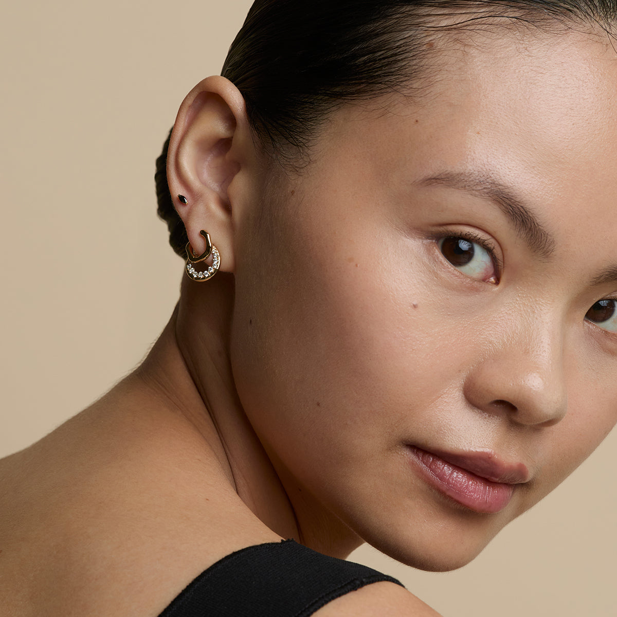 Black Crystal Marquise Titanium Piercing Stud in Gold-Astrid & Miyu