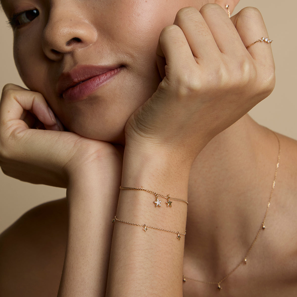 Pavé Star Charm 9k Gold-Astrid & Miyu