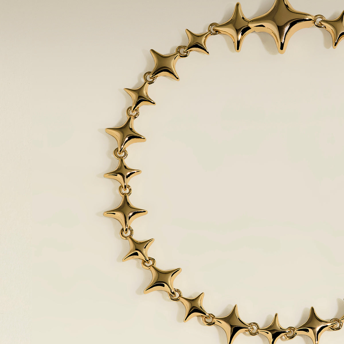 Cosmic Star Chain Bracelet in Gold