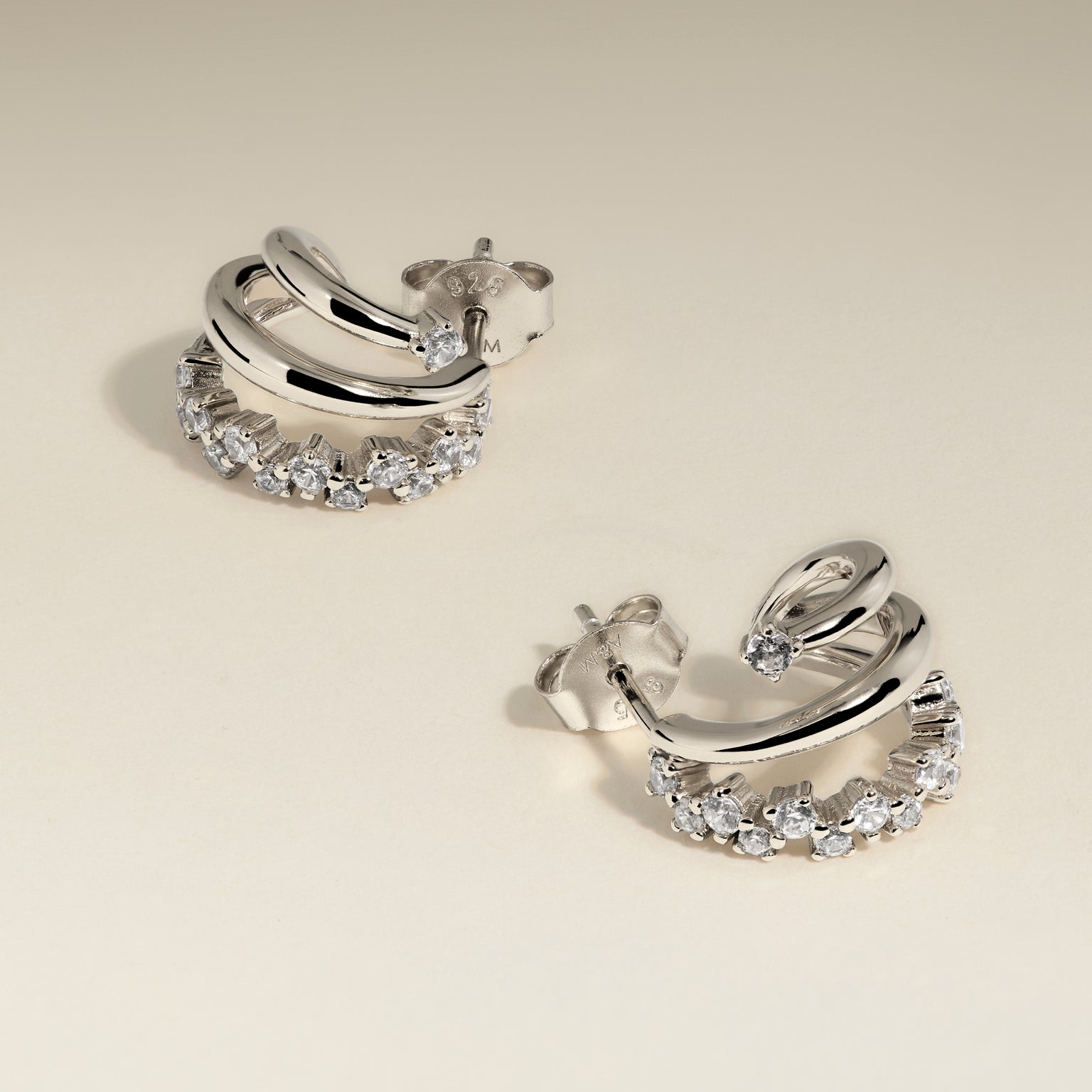 Illusion Spiral Huggies in Silver-Astrid & Miyu