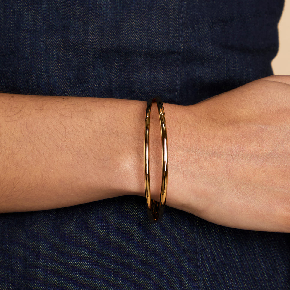 Crossover Illusion Bangle in Gold-Astrid & Miyu