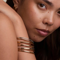 AM26-Q1C-B-ILL-TWST-G_6_1_1-Astrid & Miyu