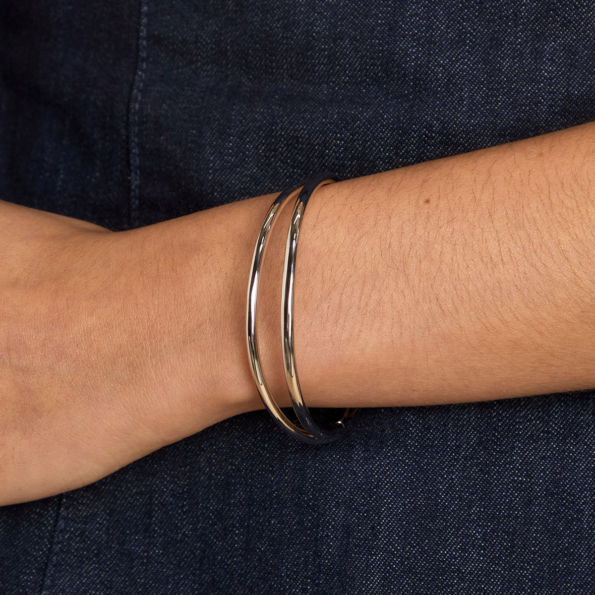 Crossover Illusion Bangle in Silver-Astrid & Miyu