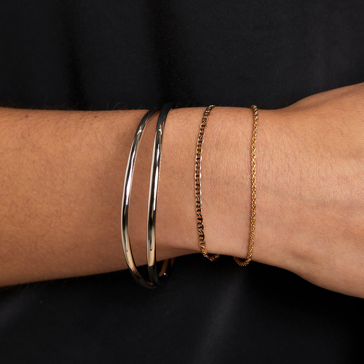 Crossover Illusion Bangle in Silver-Astrid & Miyu