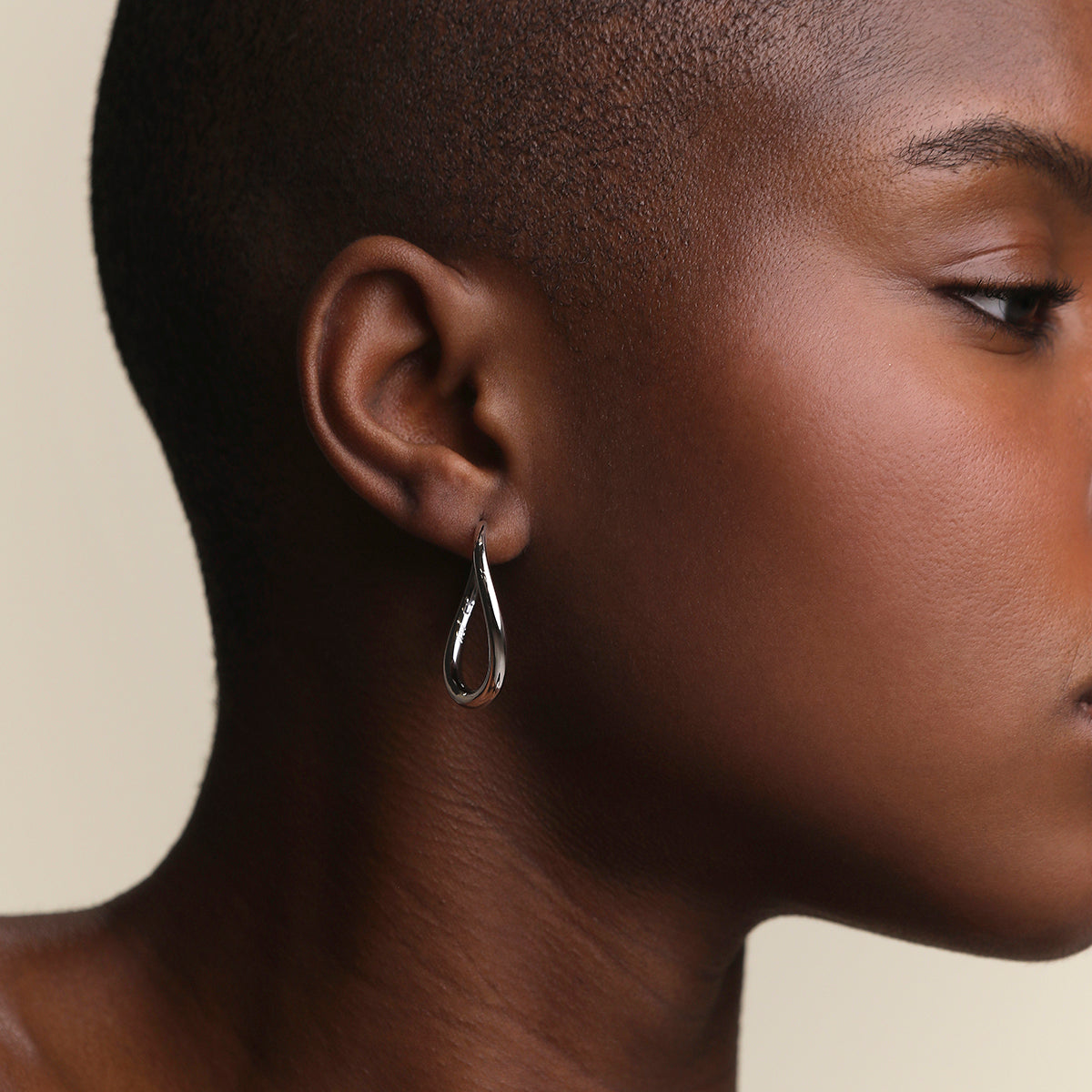 Wave Large Hoops in Silver