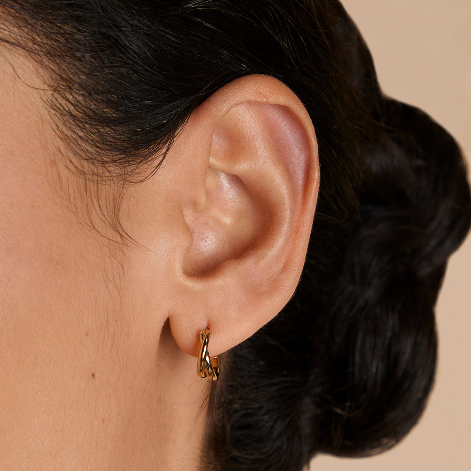 Crossover Illusion Huggies in Gold-Astrid & Miyu