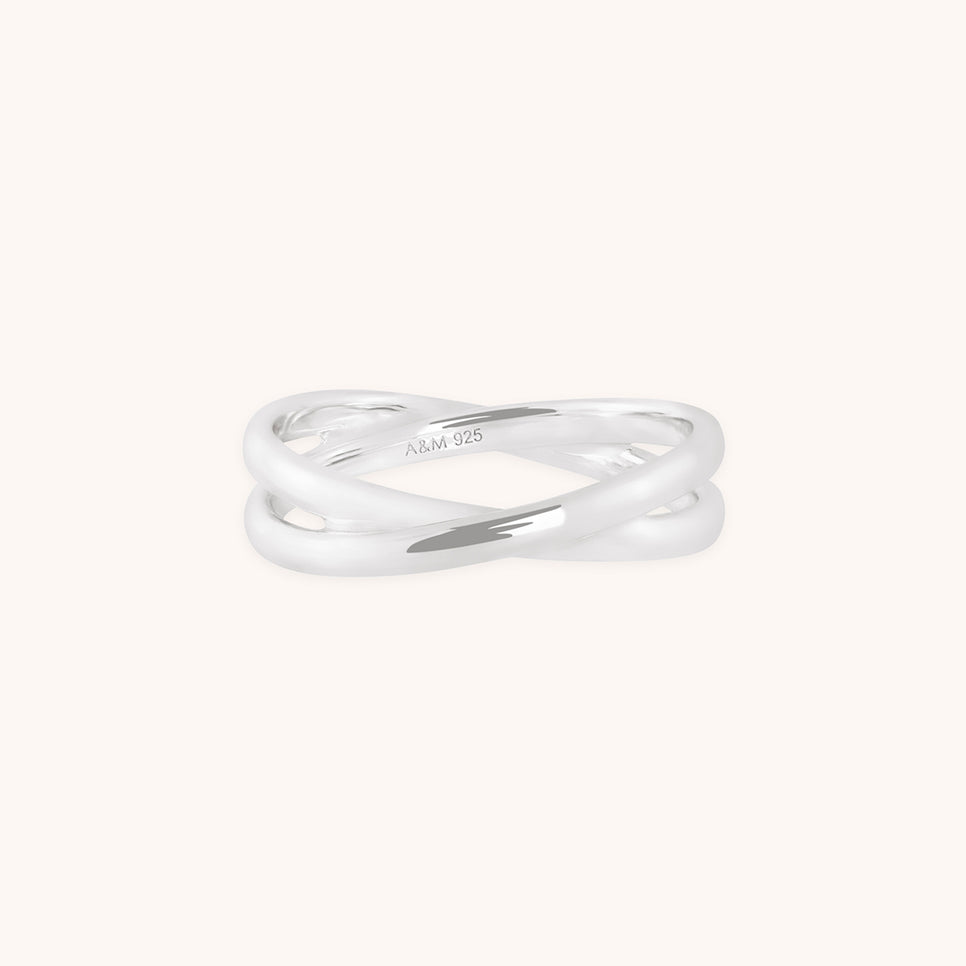 Crossover Illusion Band Ring in Silver