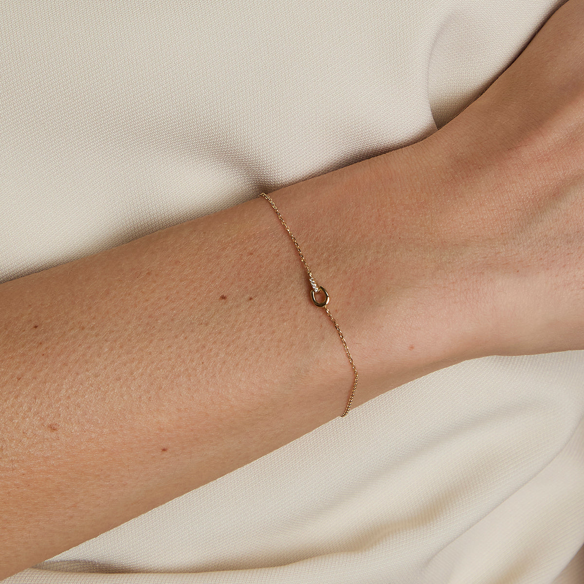 Diamond Hardware Pendant Bracelet in Solid Gold-Astrid & Miyu