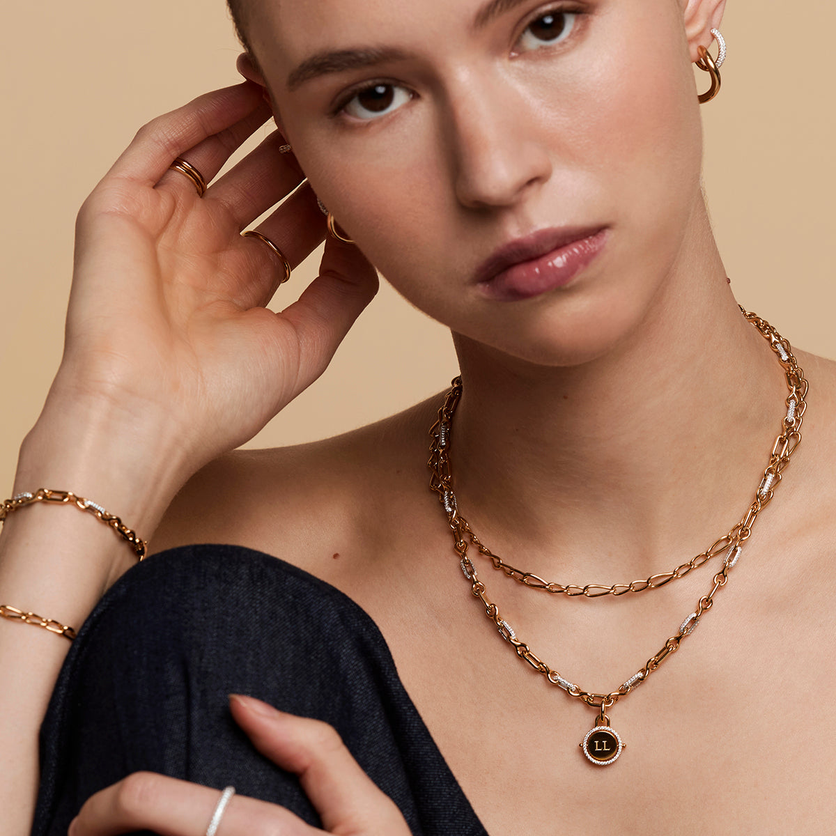 Pavé Spinning Coin Clip Charm in Gold-Astrid & Miyu