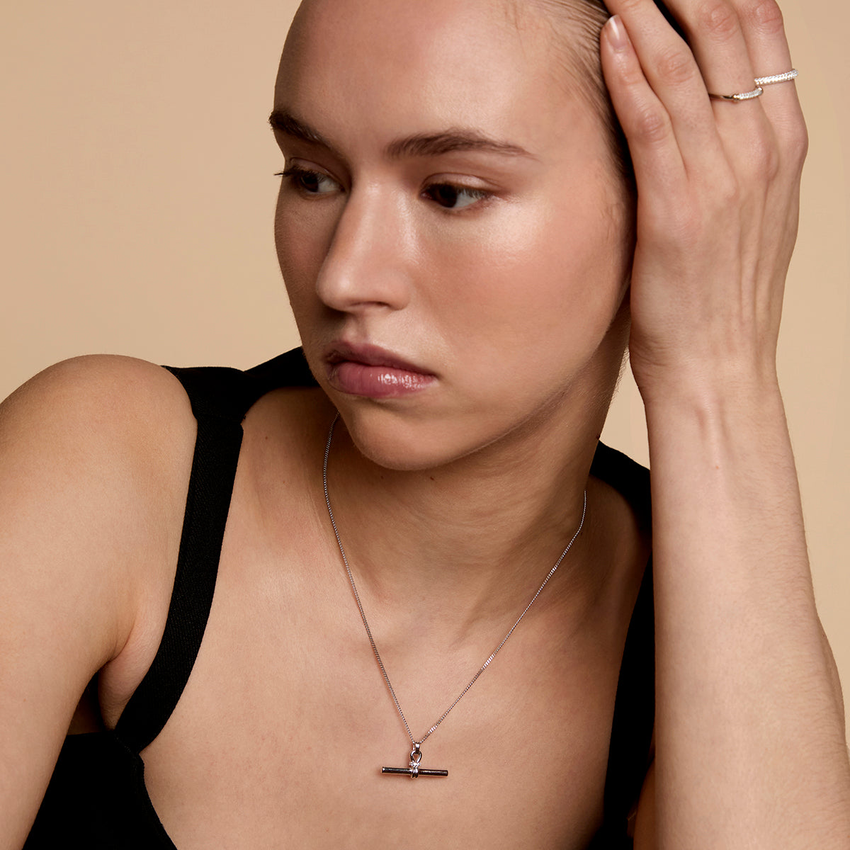 Hardware T-Bar Pendant Necklace in Silver-Astrid & Miyu