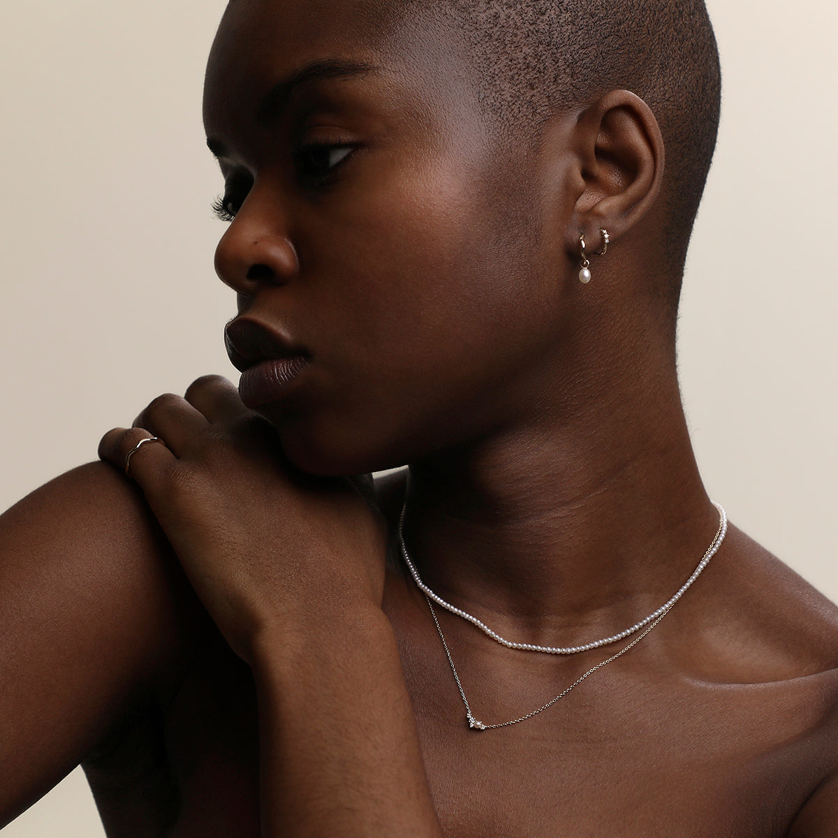 Pearl Necklace in Solid Gold-Astrid & Miyu