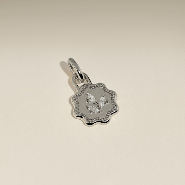 Scalloped Coin Clip Charm in Silver-Astrid & Miyu