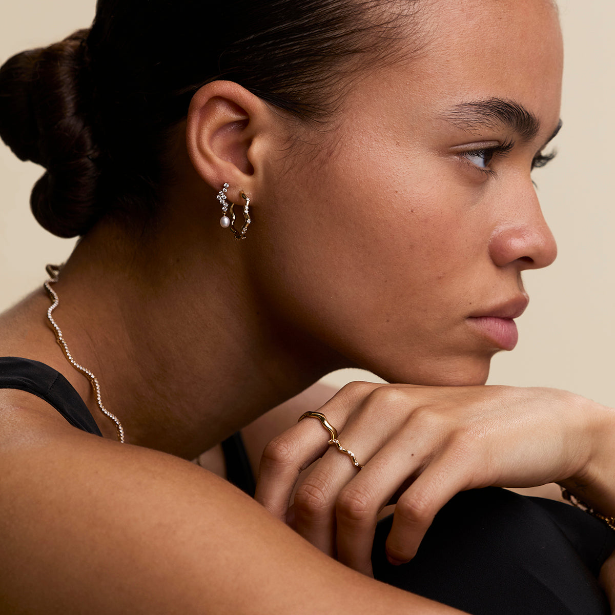 Scalloped Crystal Medium Hoops in Gold-Astrid & Miyu