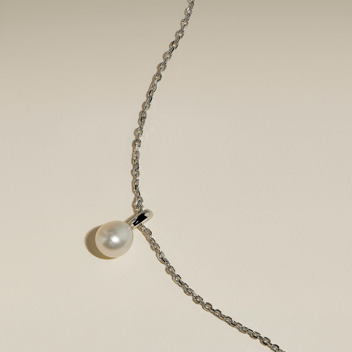 Pearl Pendant Necklace in Silver-Astrid & Miyu