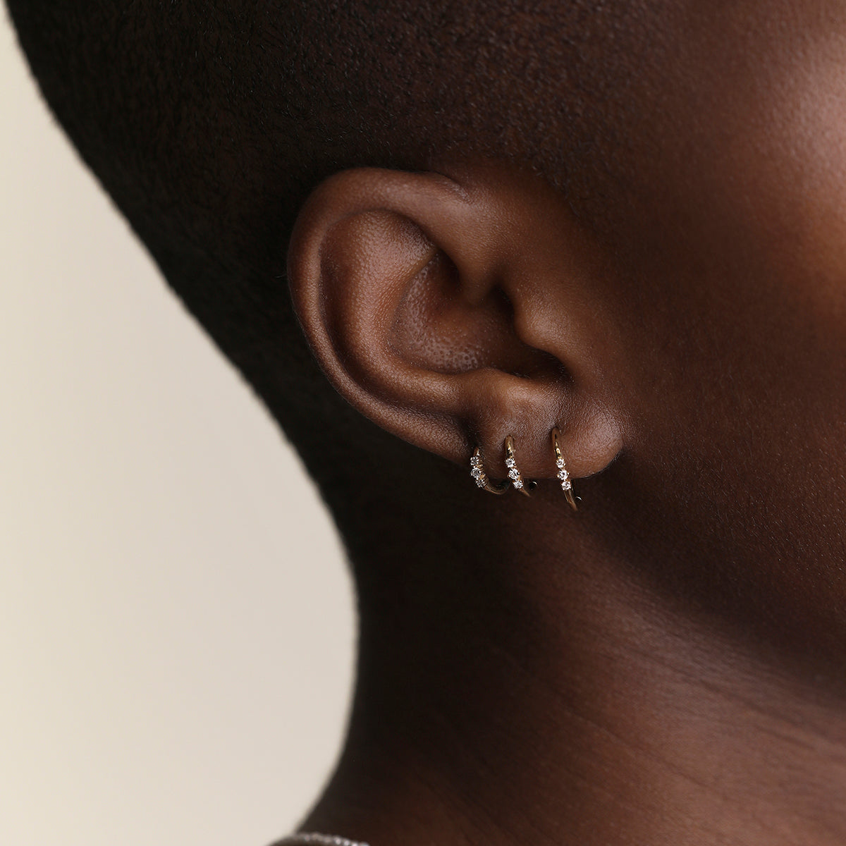 Diamond Triology Seamless Piercing Hoop in Solid Gold-Astrid & Miyu
