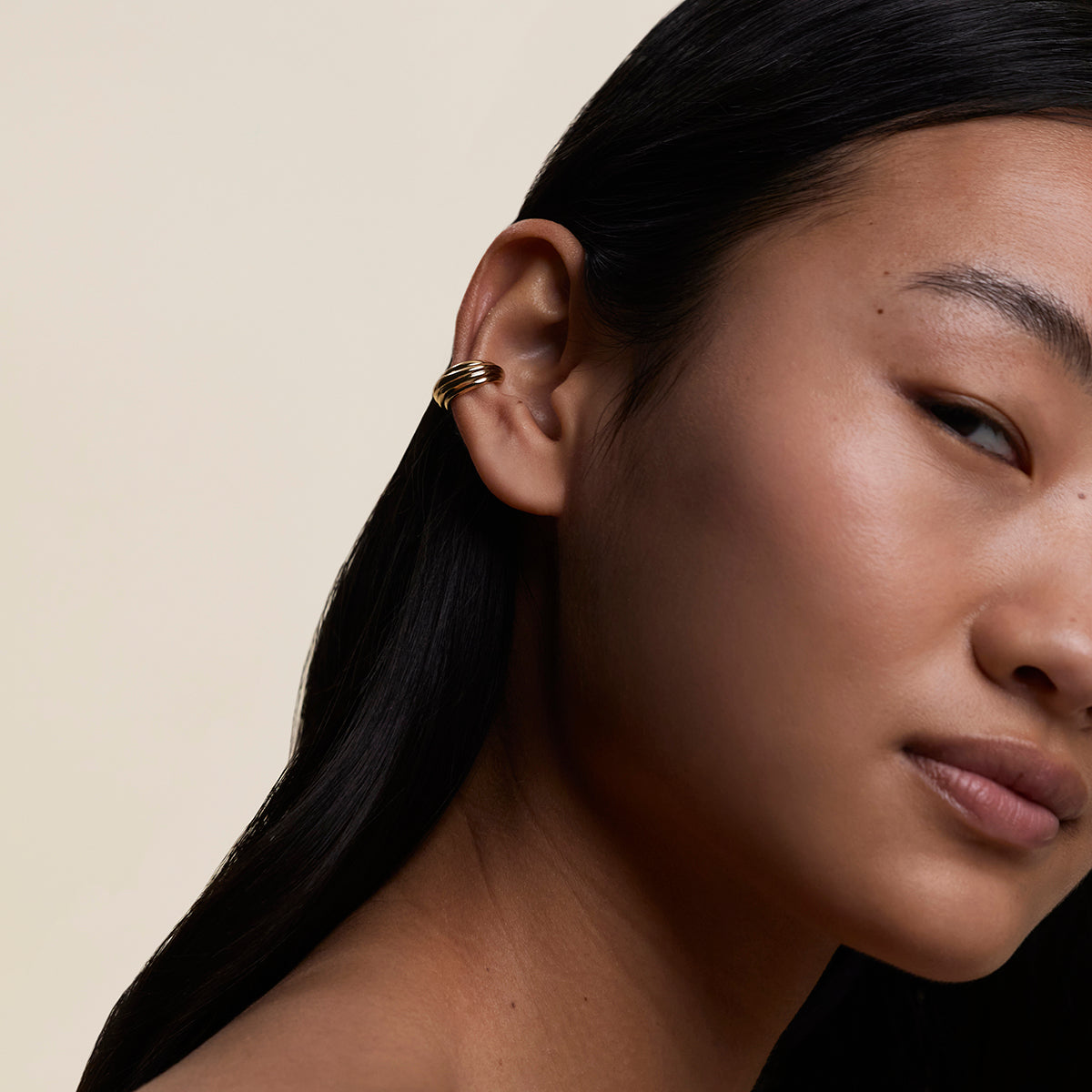 Ripple Wave Ear Cuff in Gold-Astrid & Miyu