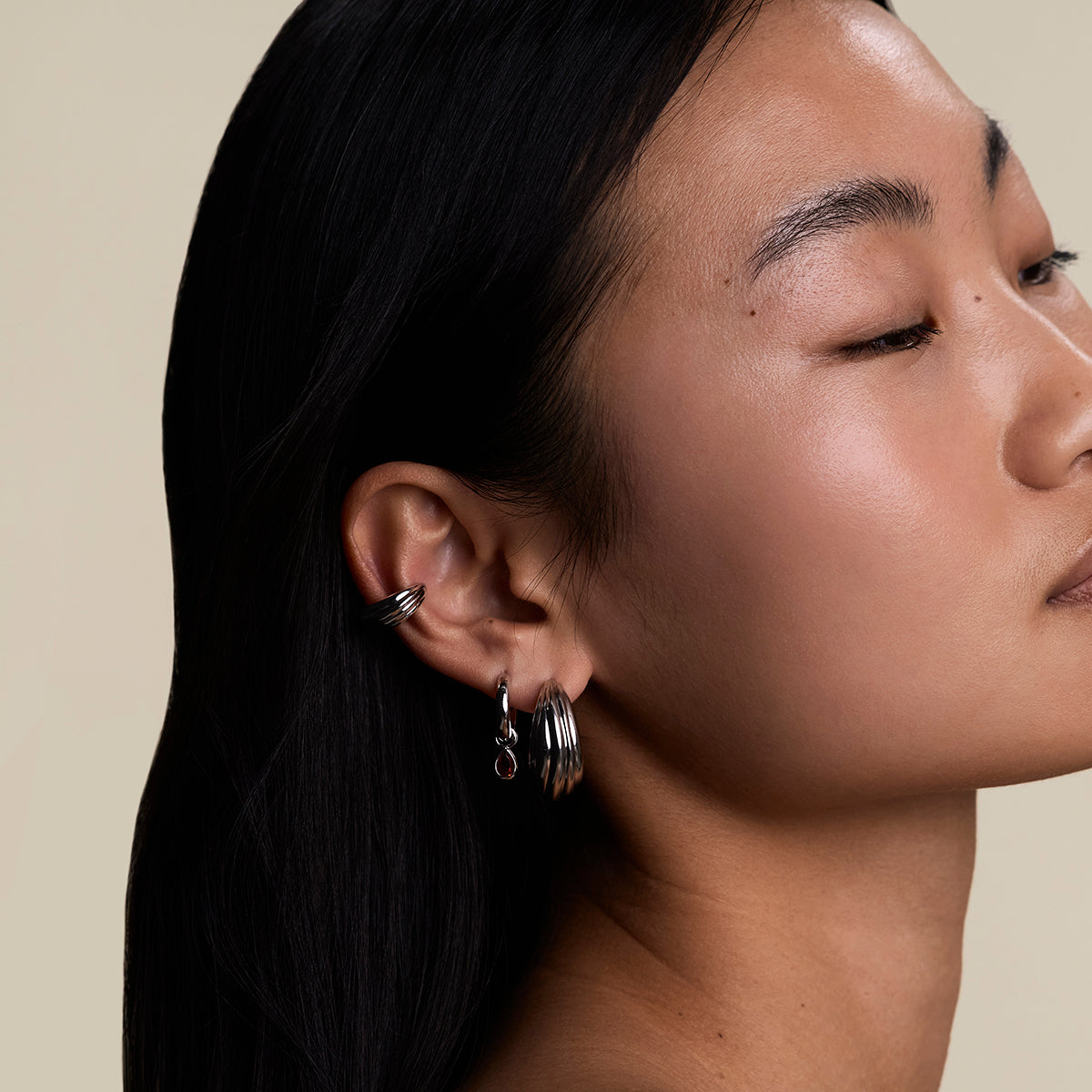 Ripple Wave Ear Cuff in Silver-Astrid & Miyu