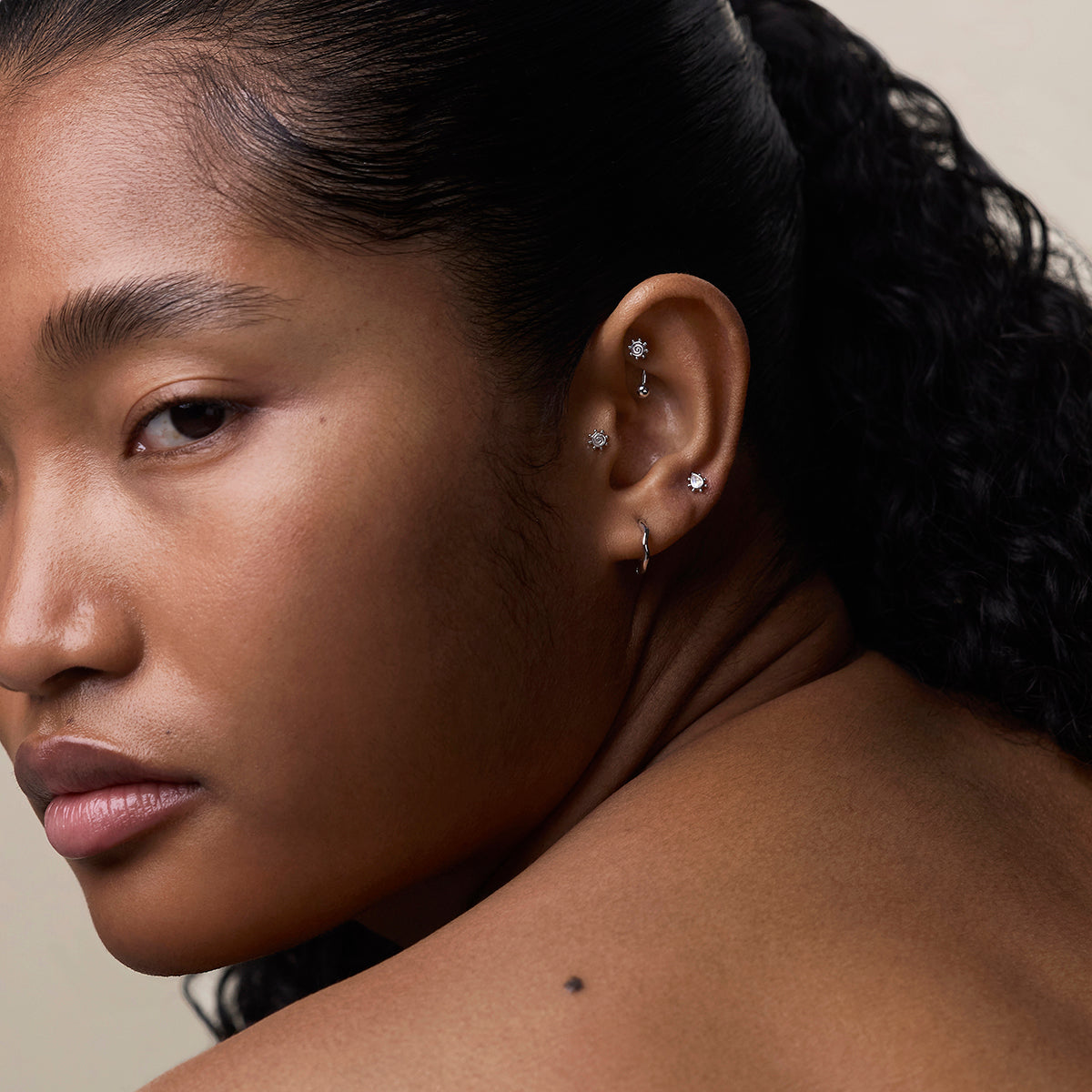 Solstice Rook Bar in Solid White Gold-Astrid & Miyu